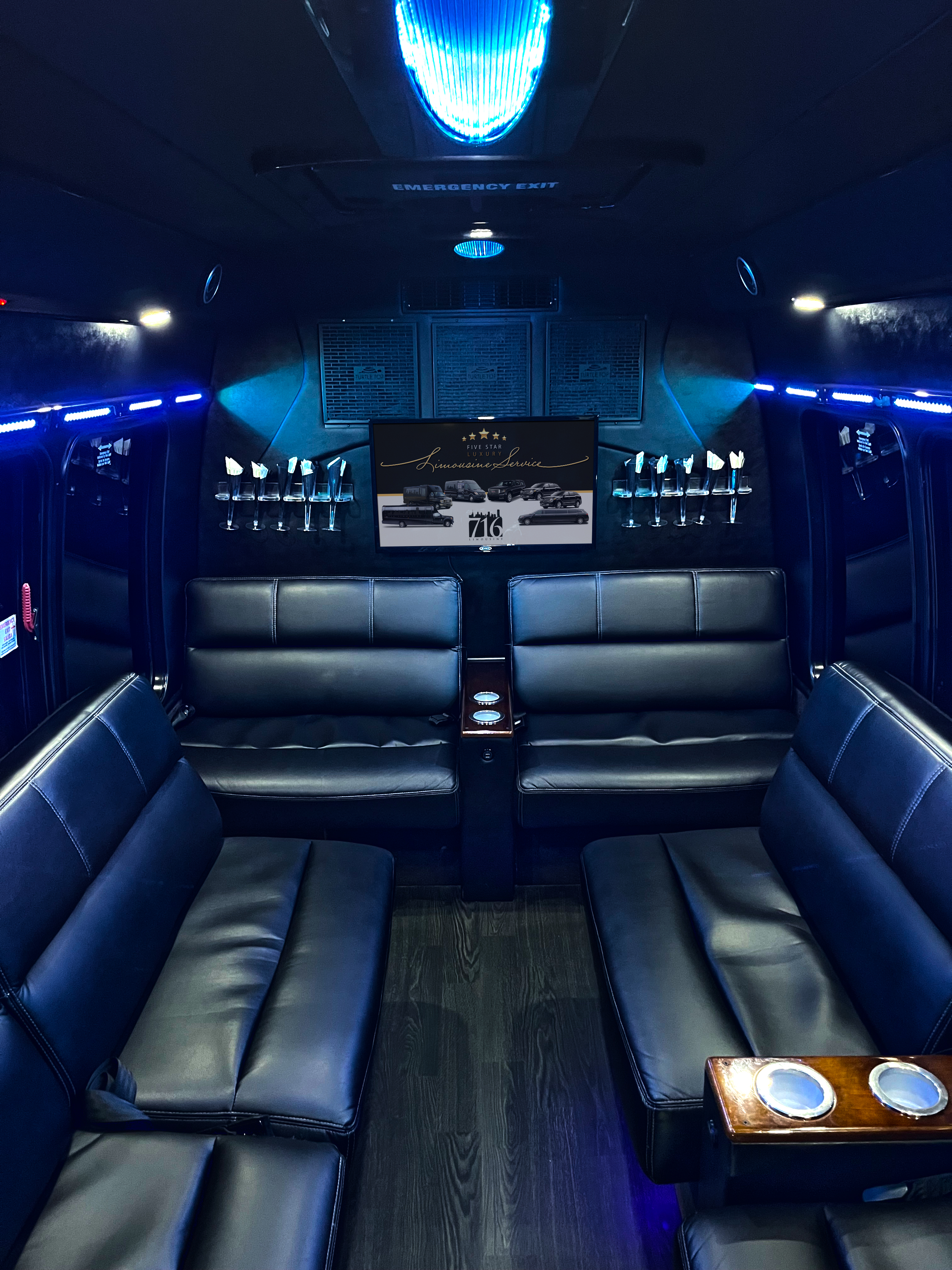 716 Limousine Fleet - gallery image of 14 pax luxury limo buses