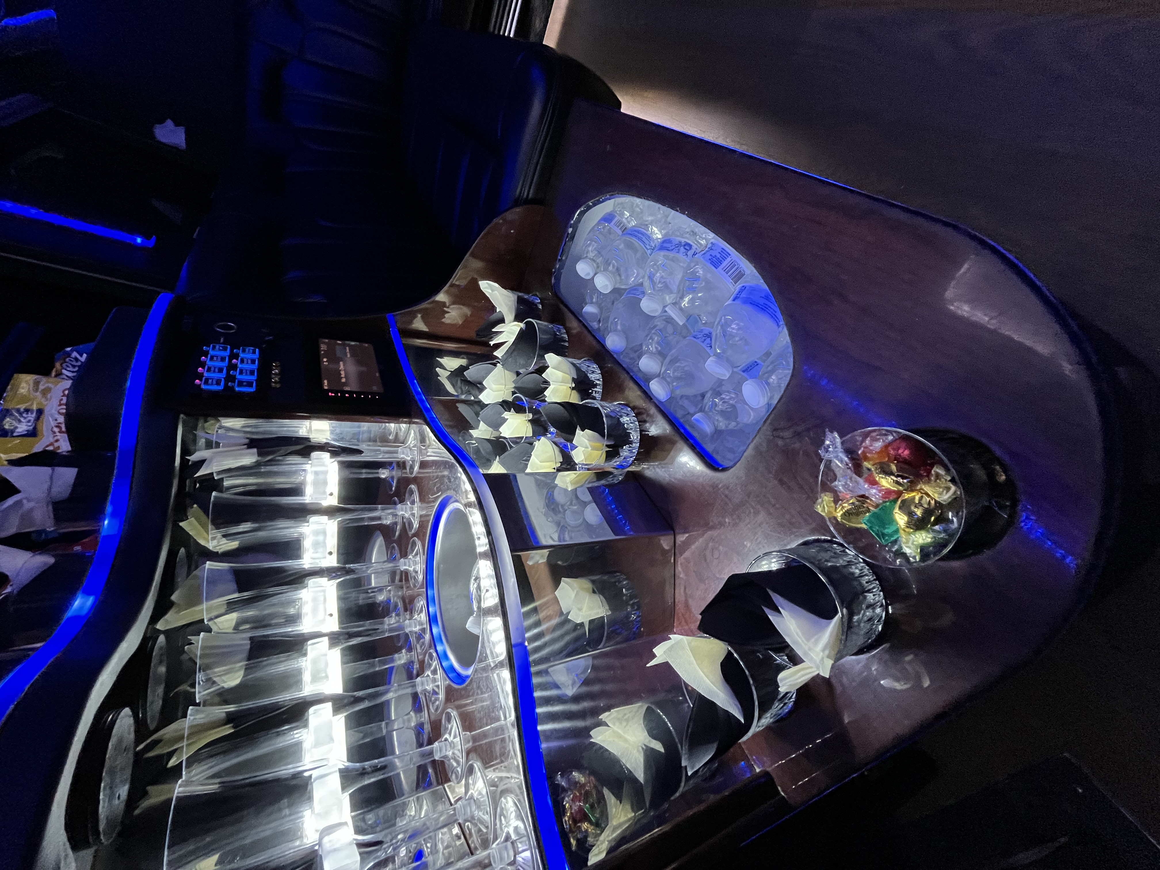 716 Limousine Fleet - gallery image of 14 pax luxury limo buses